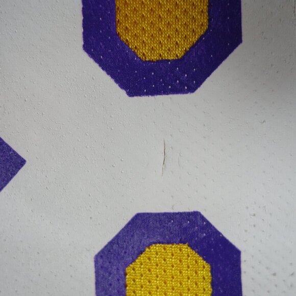 Vtg Los Angeles Lakers Kobe Bryant Yellow & Purple Champion NBA Jersey, Size XL - Picture 12 of 12